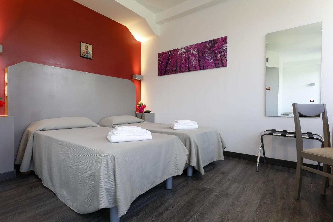 Casa Per Ferie San Juan De ávila Casa de hóspedes Roma